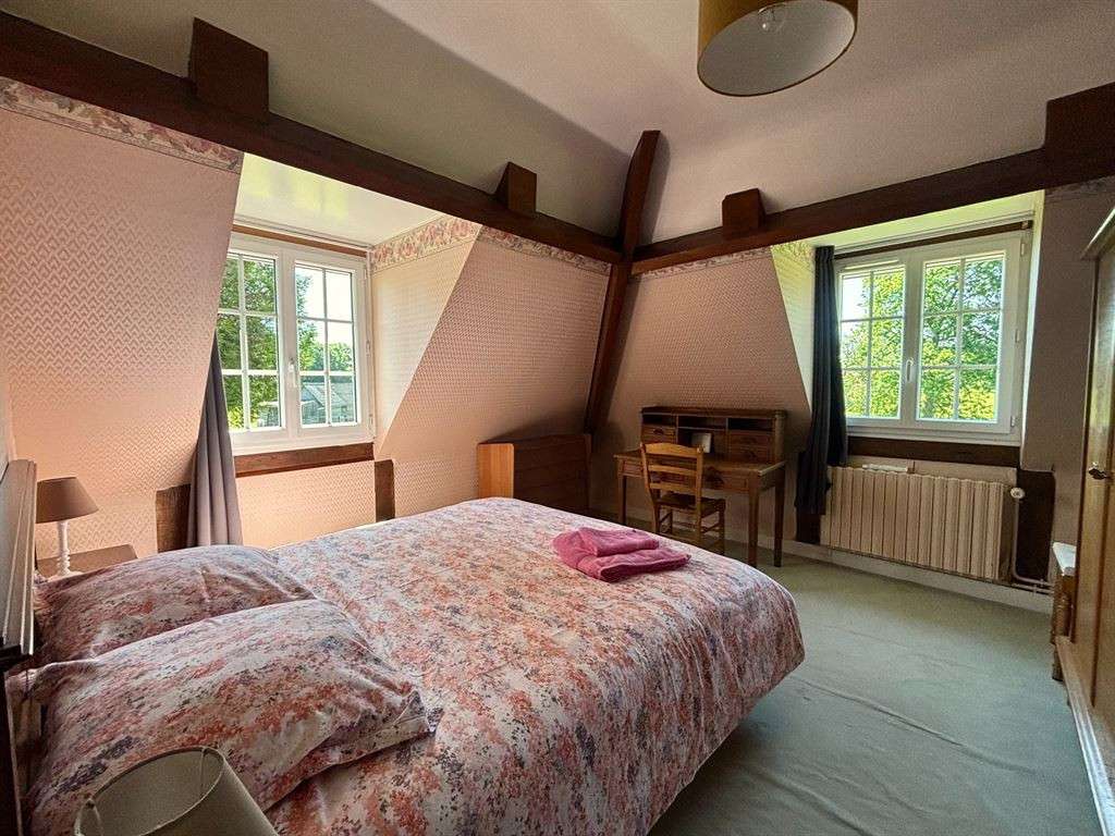 Maison Épaignes