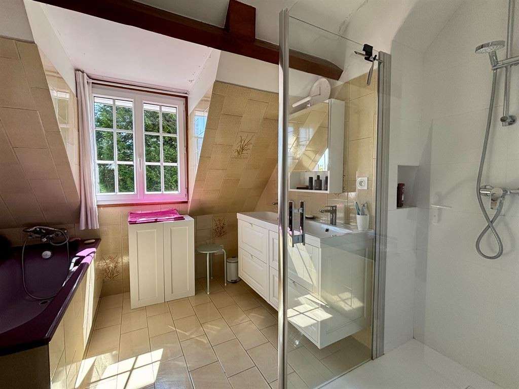 Maison Épaignes
