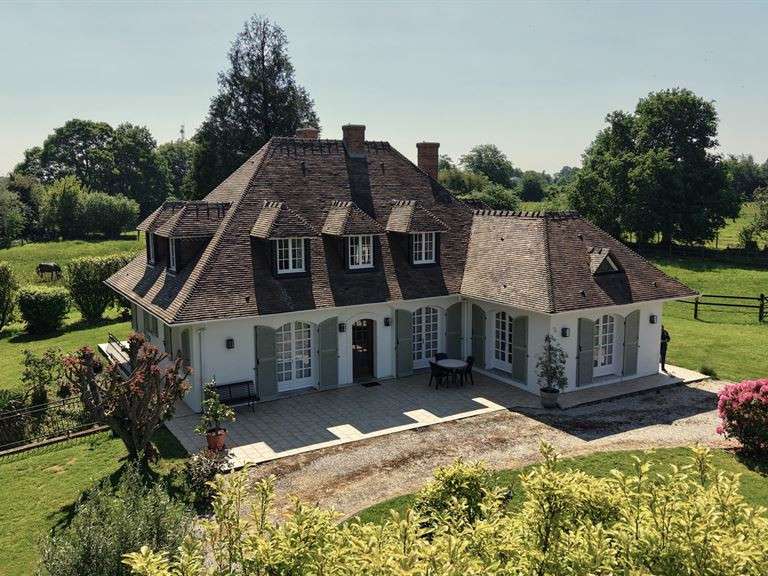 Maison Épaignes