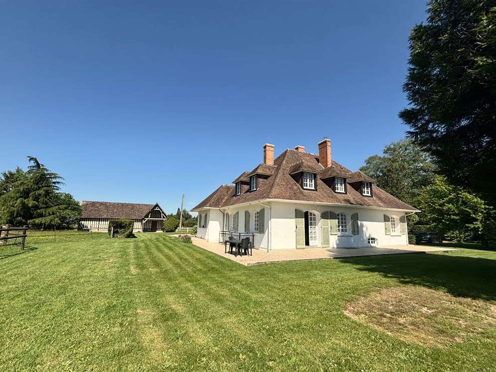 Maison Épaignes