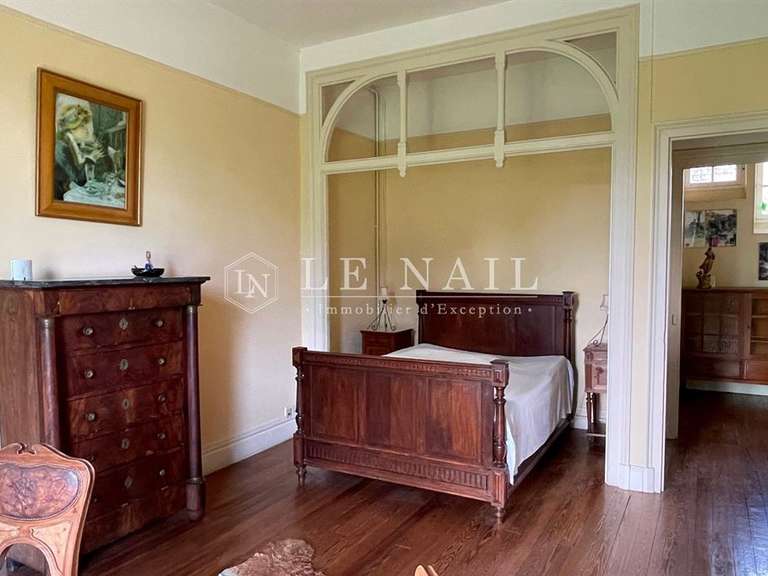 Manor Épernay - 650m²