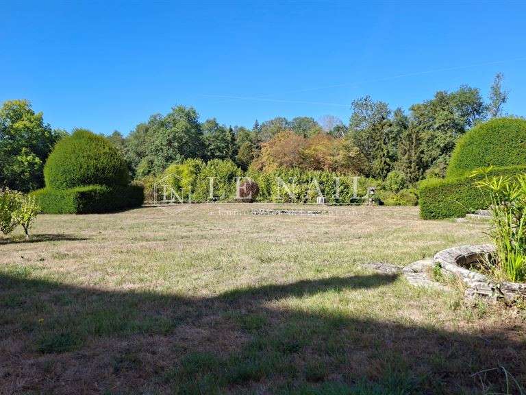 Propriété Épernay - 18 chambres - 985m²