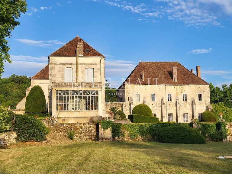Propriété Épernay - 18 chambres - 985m²