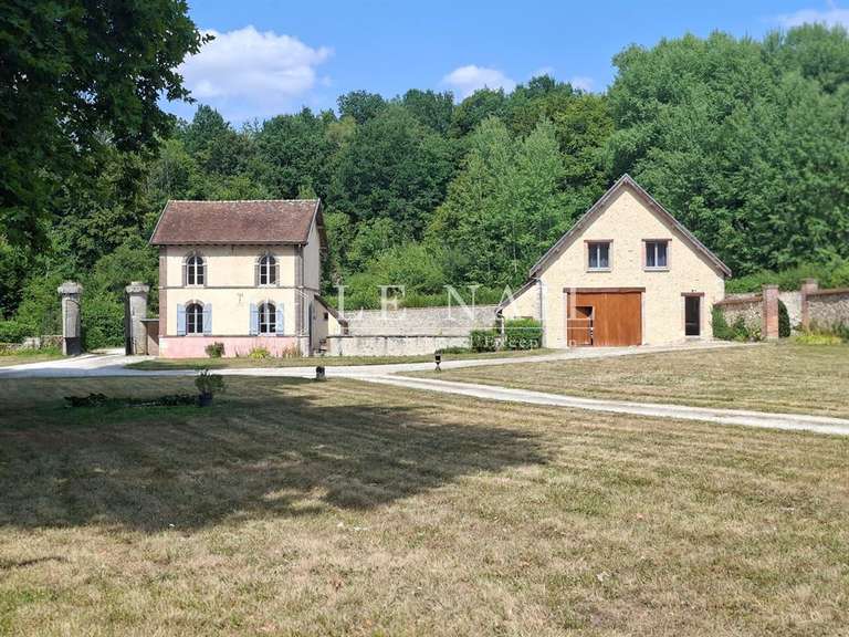 Propriété Épernay - 18 chambres - 985m²