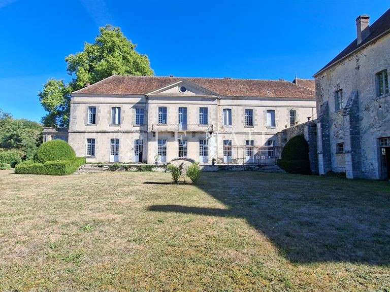 Propriété Épernay - 18 chambres - 985m²