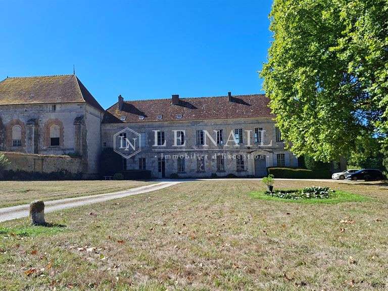 Propriété Épernay - 18 chambres - 985m²