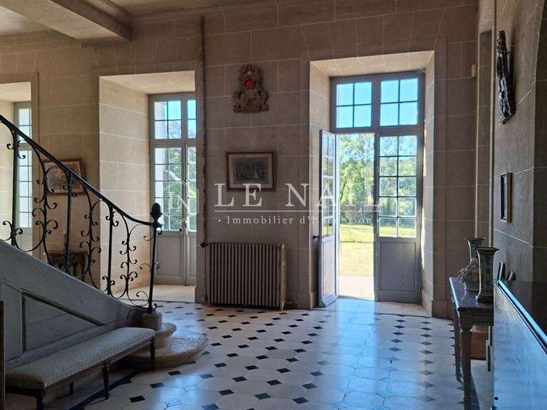 Propriété Épernay - 18 chambres - 985m²