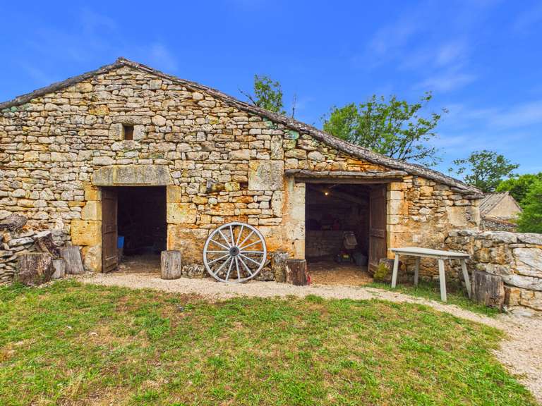 Maison Esclauzels - 6 chambres - 300m²