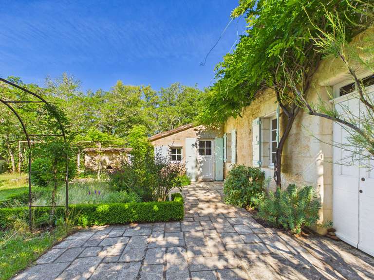 Maison Esclauzels - 2 chambres - 188m²