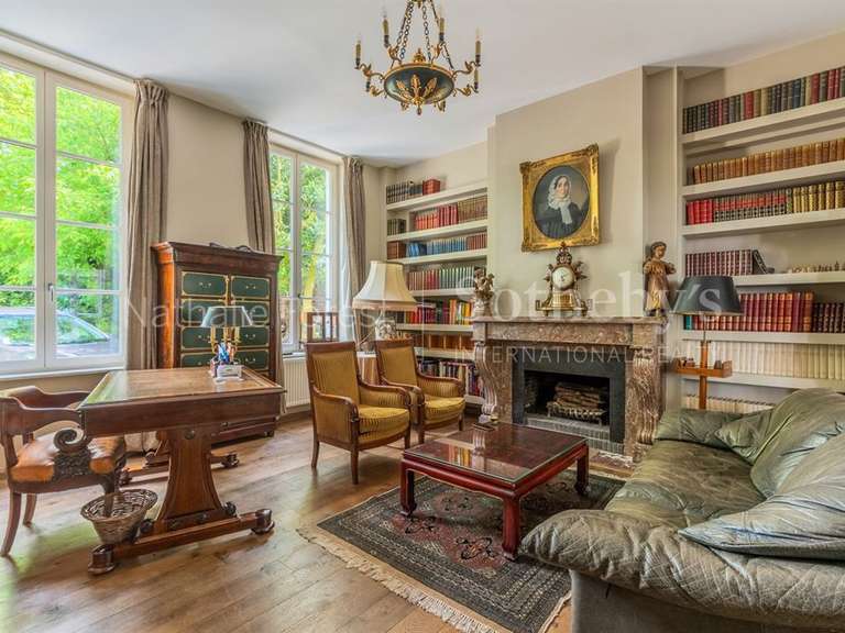 Maison Escobecques - 5 chambres - 250m²