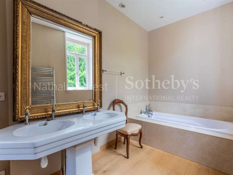 Maison Escobecques - 5 chambres - 250m²