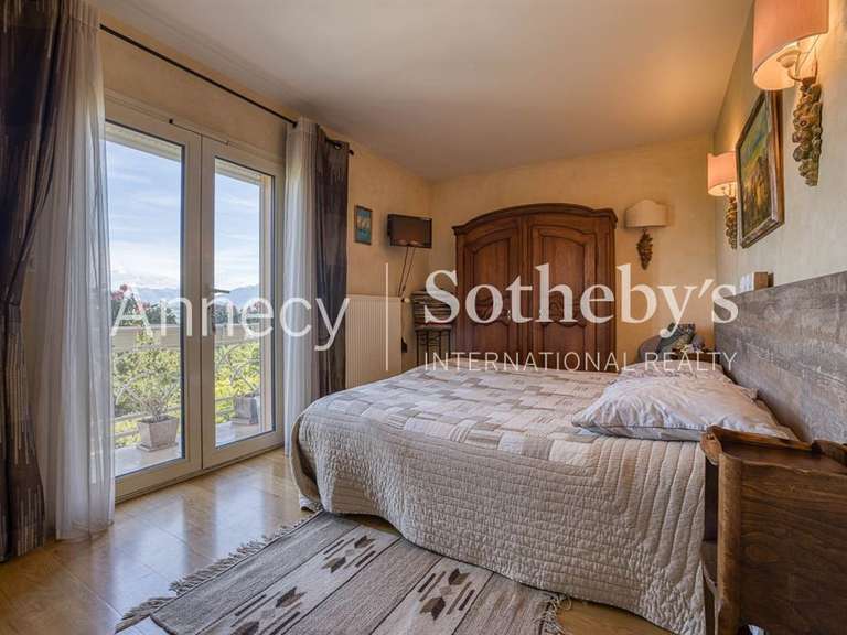 Maison Ésery - 3 chambres - 190m²