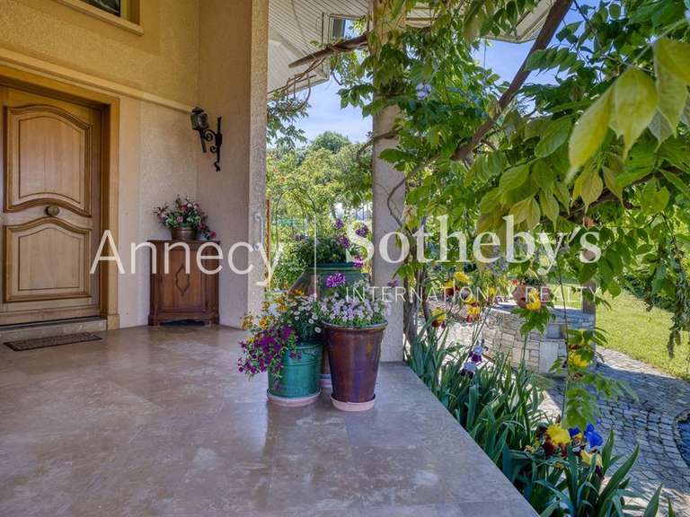 Maison Ésery - 3 chambres - 190m²