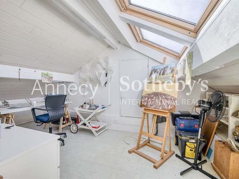 Maison Ésery - 5 chambres - 263m²