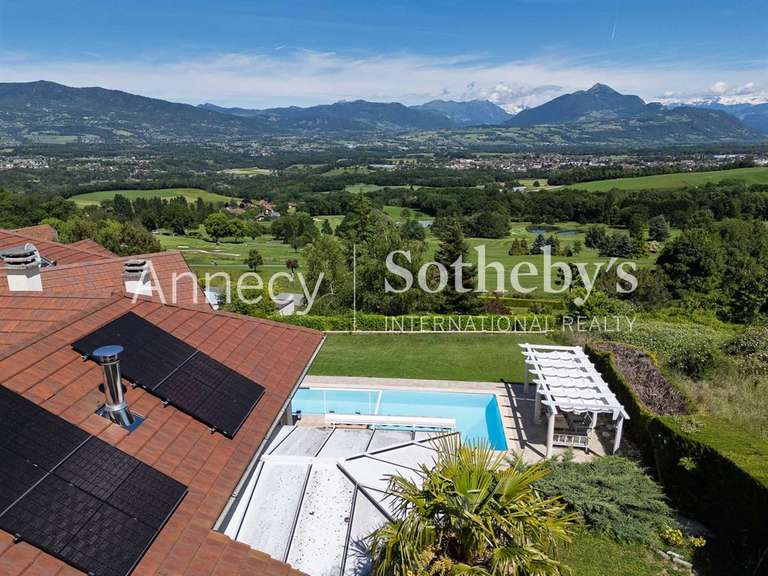 Maison Ésery - 5 chambres - 263m²