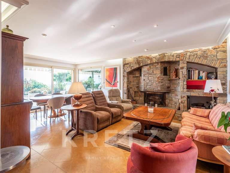 Maison Ésery - 5 chambres - 255m²