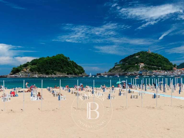 Apartment Spain - 3 bedrooms - 160m²