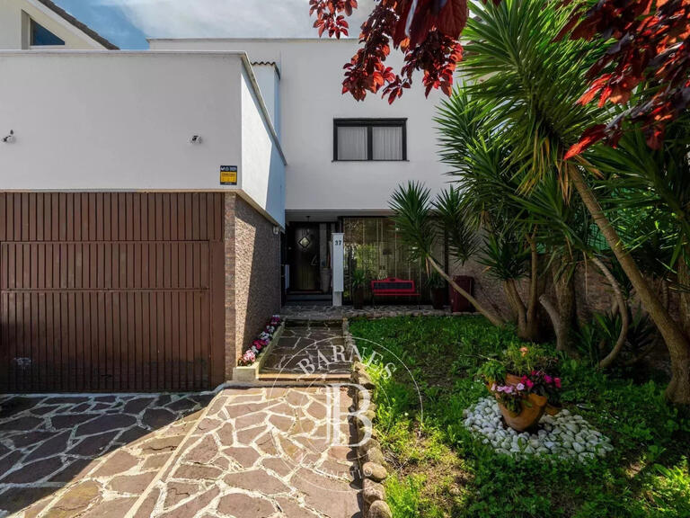 Maison Espagne - 5 chambres - 245m²
