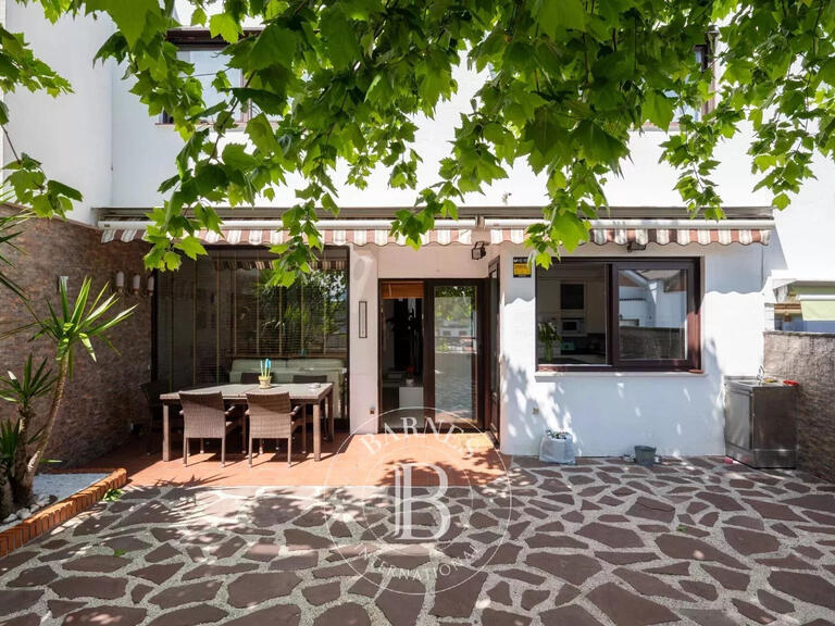 Maison Espagne - 5 chambres - 245m²