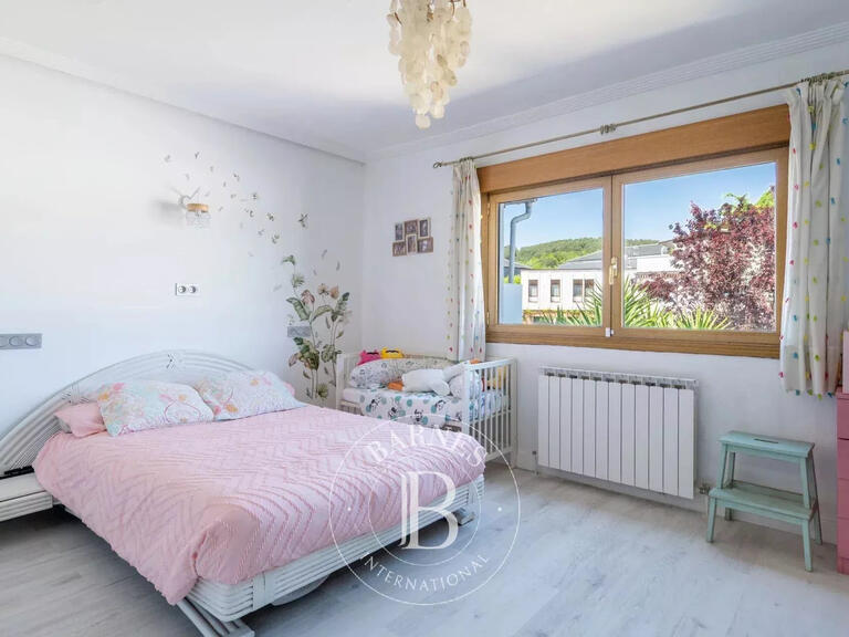 Maison Espagne - 5 chambres - 245m²