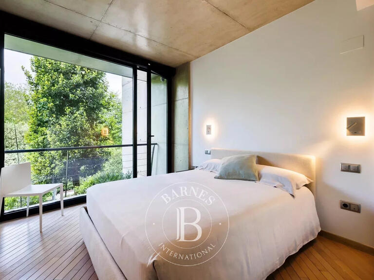 House Espagne - 4 bedrooms - 380m²