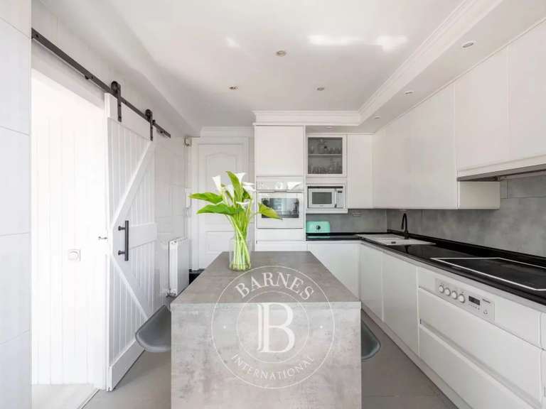 House Spain - 5 bedrooms - 245m²