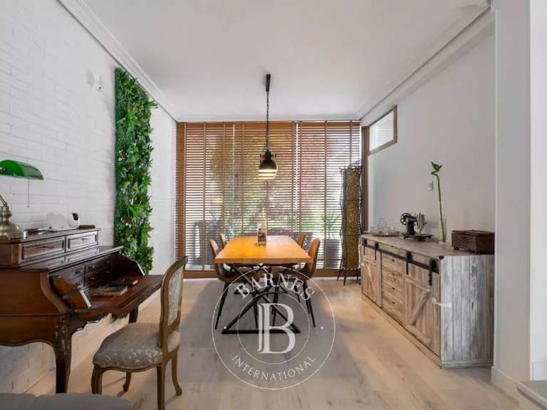 House Spain - 5 bedrooms - 245m²