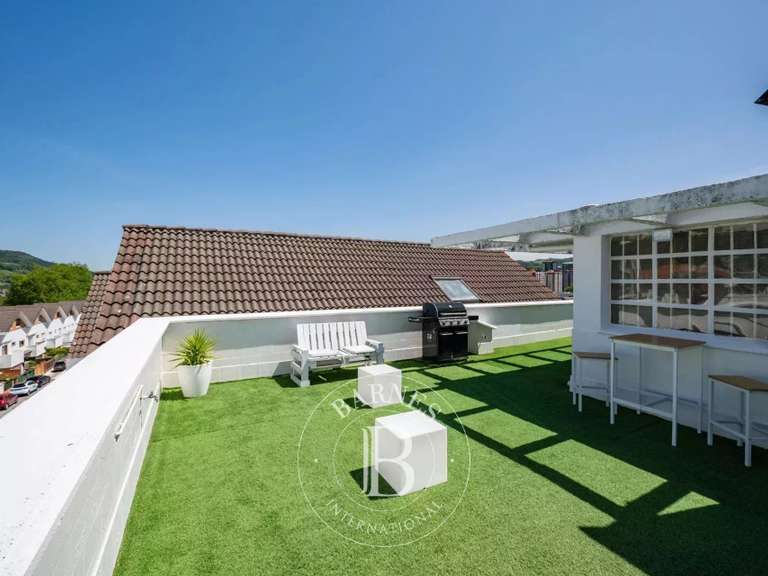 House Spain - 5 bedrooms - 245m²