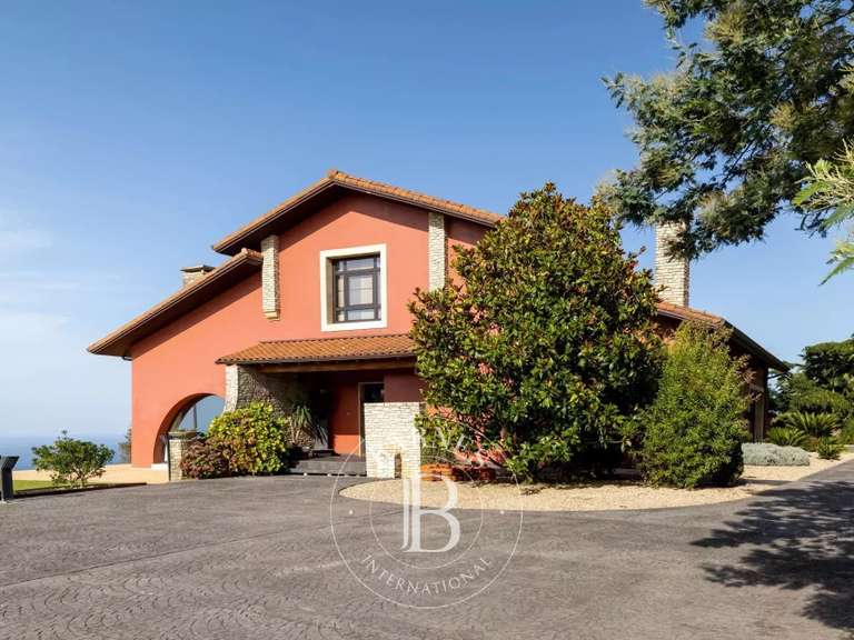 House Spain - 5 bedrooms - 668m²