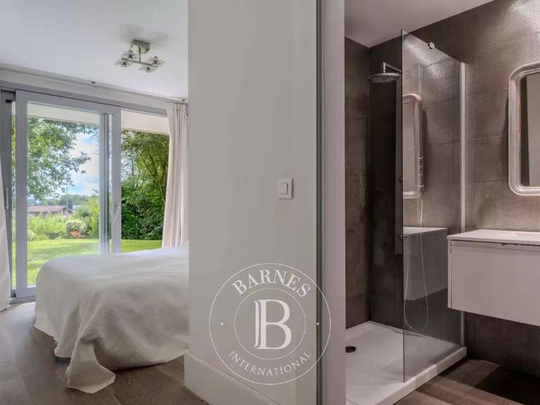 Maison Espagne - 6 chambres - 330m²