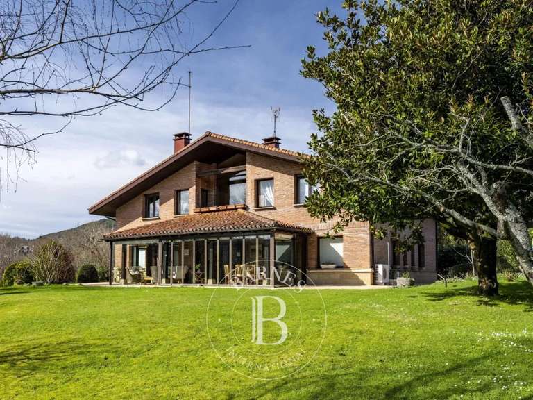 Villa Espagne - 6 chambres