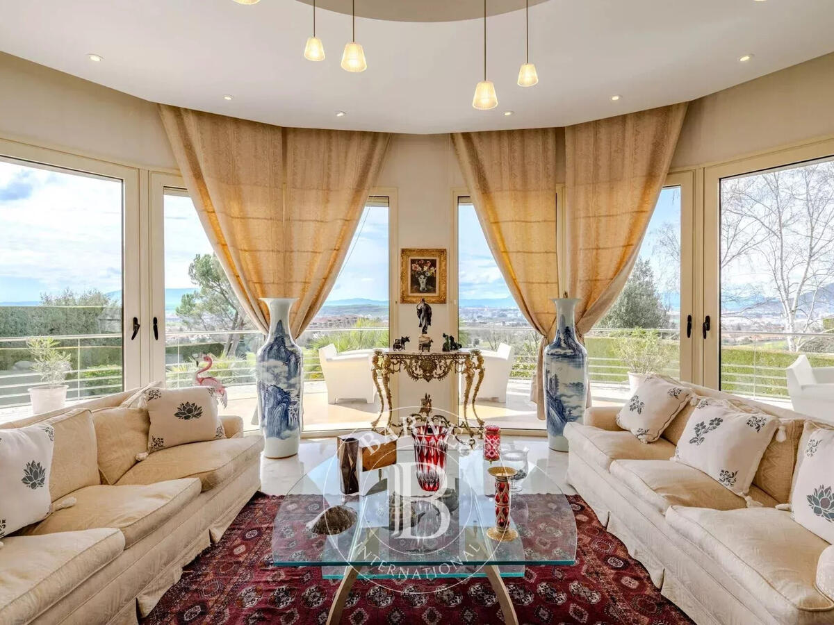 Villa Espagne