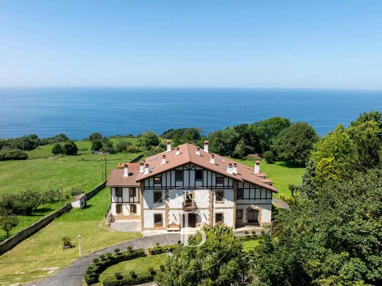 Villa Espagne - 11 chambres - 1002m²