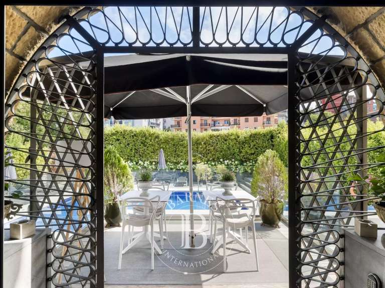 Villa Spain - 6 bedrooms - 398m²