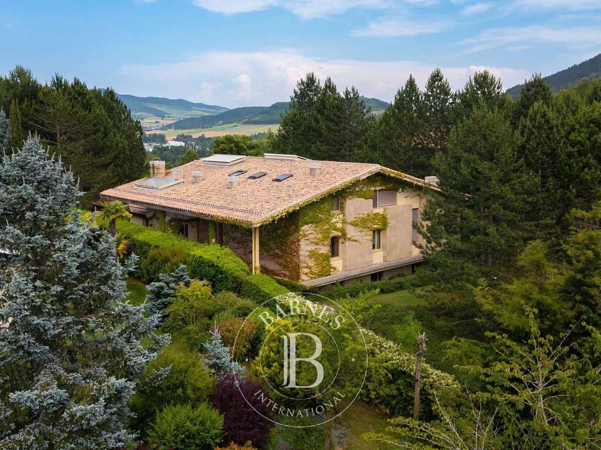 Villa Pampelune