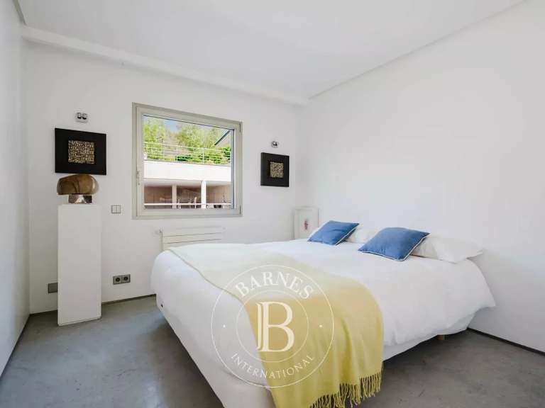 Villa Pamplona - 5 bedrooms - 1450m²