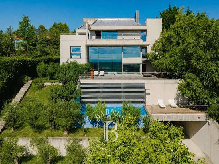 Villa Pamplona - 5 bedrooms - 1450m²