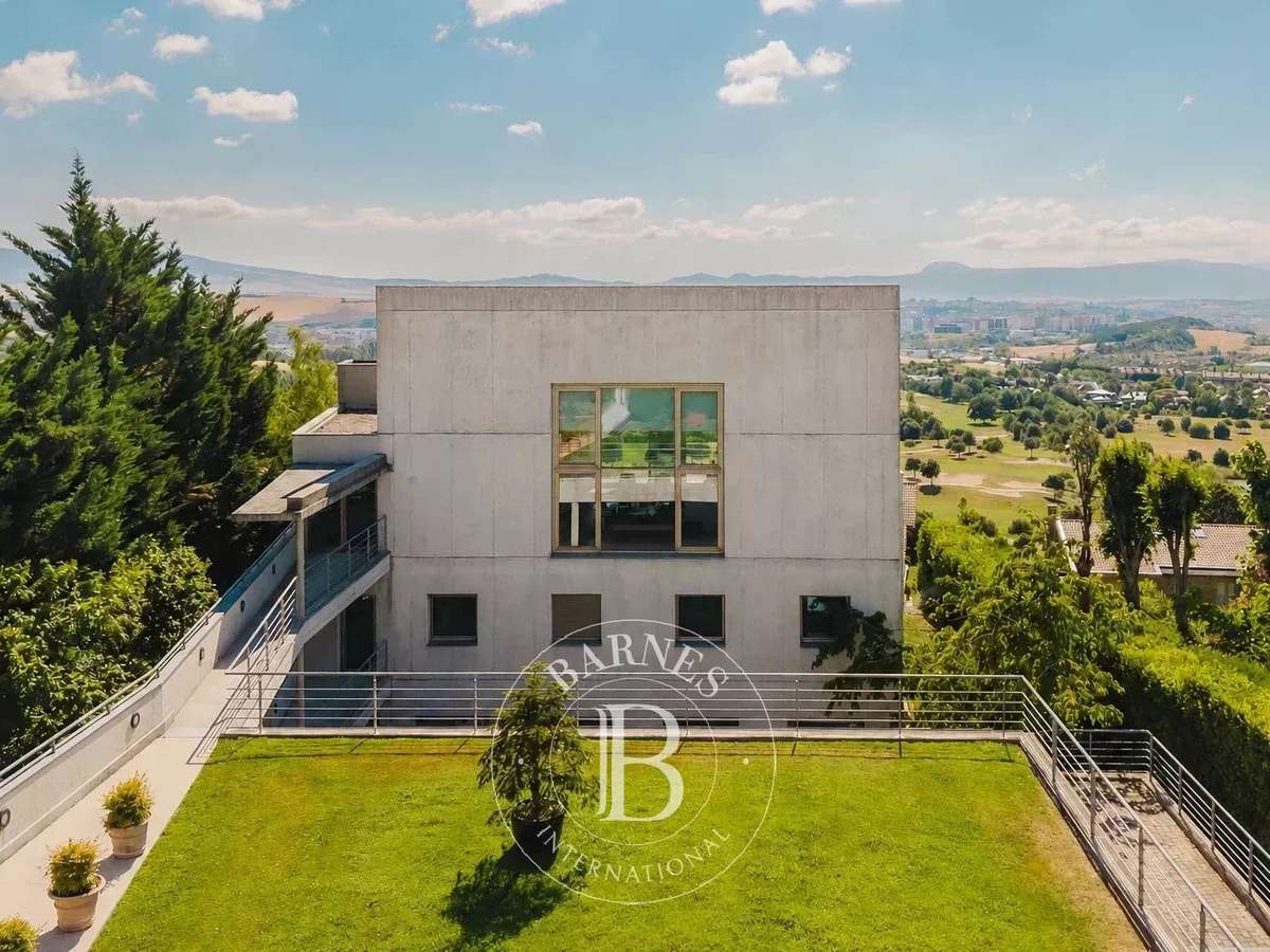 Villa Pamplona