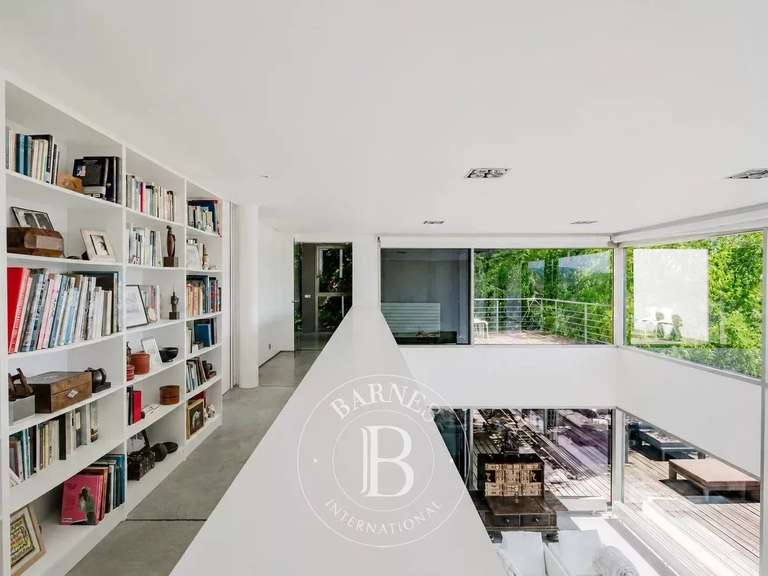 Villa Pamplona - 5 bedrooms - 1450m²