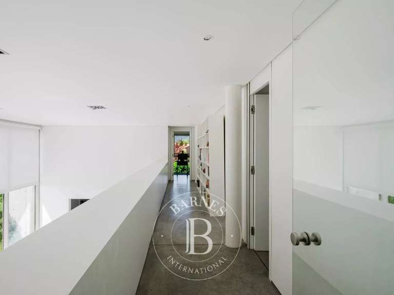 Villa Pamplona - 5 bedrooms - 1450m²