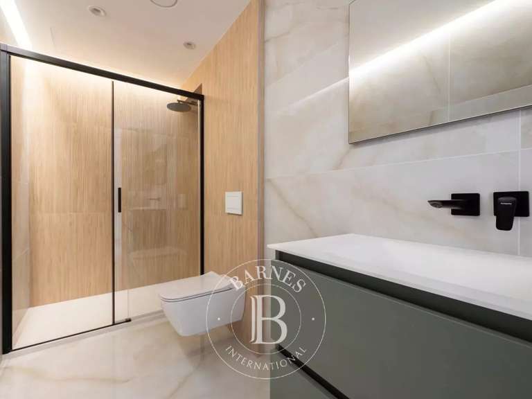 Appartement Saint-Sébastien - 1 chambre - 74m²