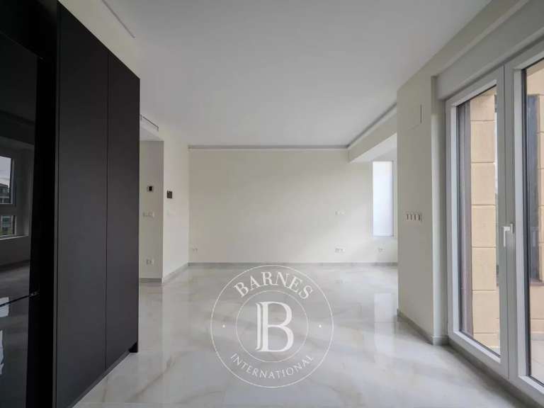 Appartement Saint-Sébastien - 1 chambre - 74m²