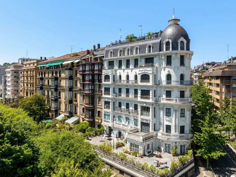 Appartement Saint-Sébastien - 5 chambres - 250m²