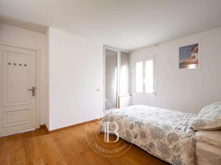 Appartement Saint-Sébastien - 1 chambre - 90m²