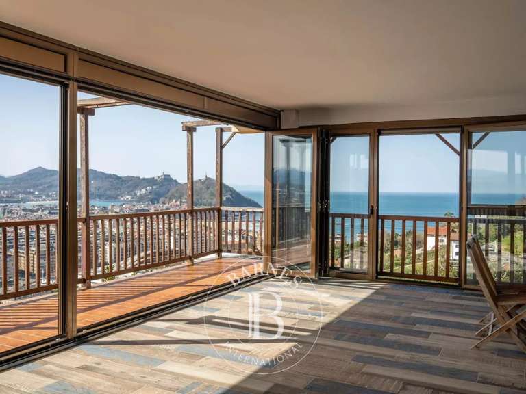 Appartement Saint-Sébastien - 6 chambres - 423m²