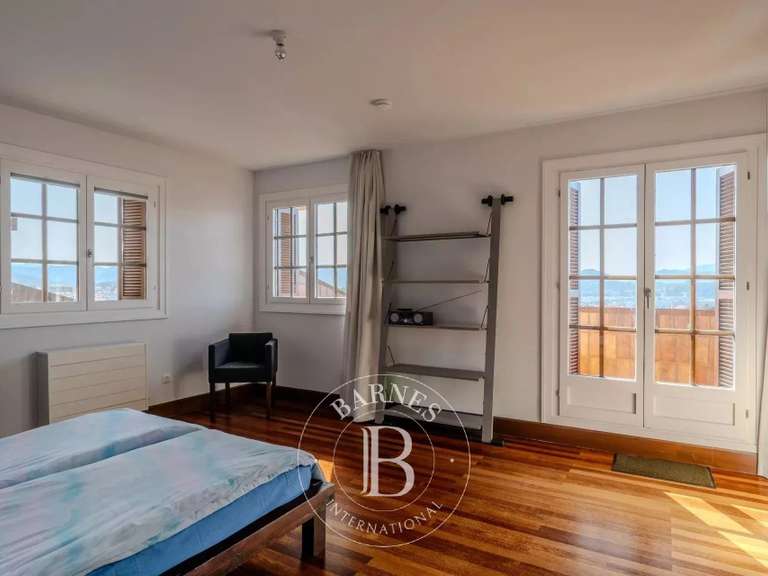 Appartement Saint-Sébastien - 6 chambres - 423m²