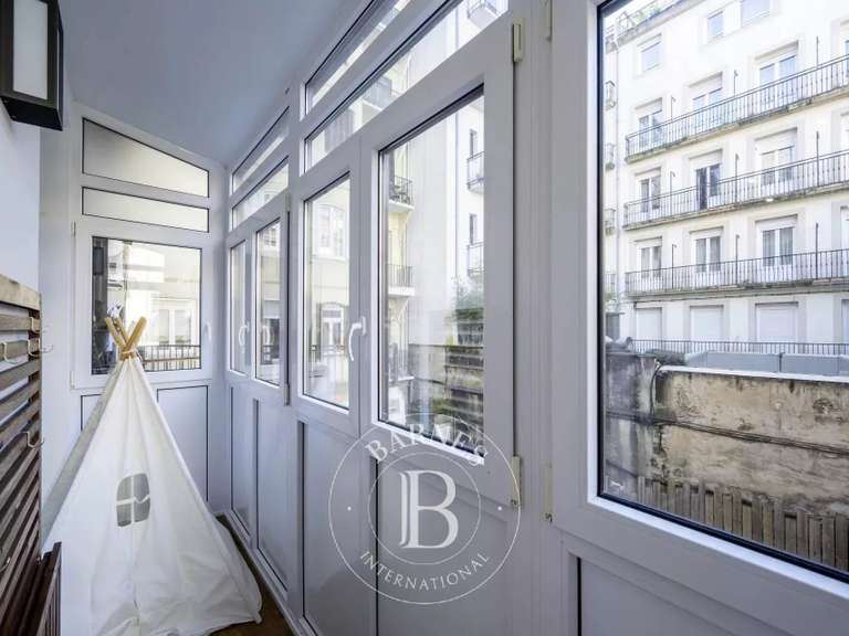 Appartement Saint-Sébastien - 3 chambres - 166m²