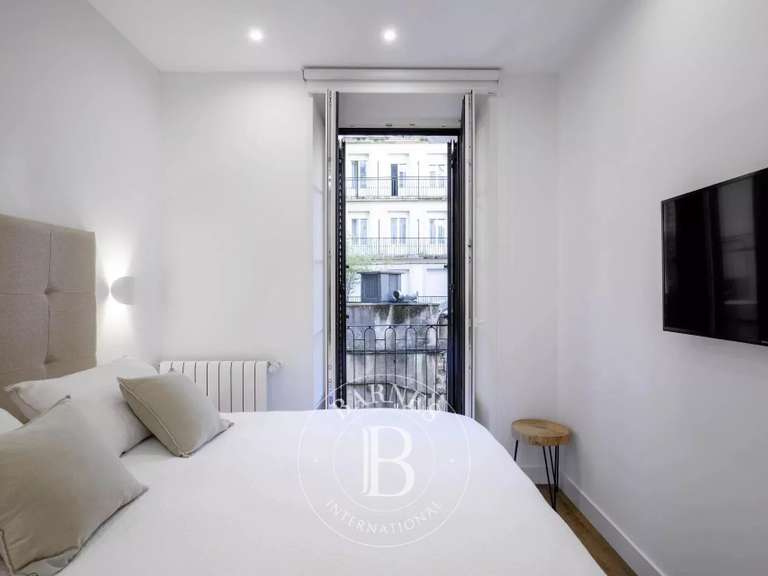 Appartement Saint-Sébastien - 3 chambres - 166m²