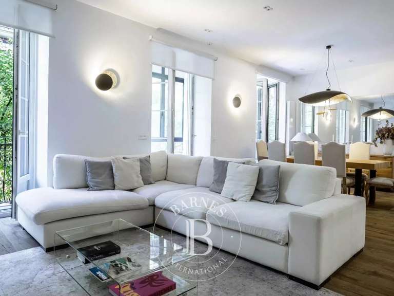 Appartement Saint-Sébastien - 3 chambres - 166m²