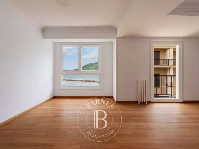 Appartement Saint-Sébastien - 3 chambres - 130m²
